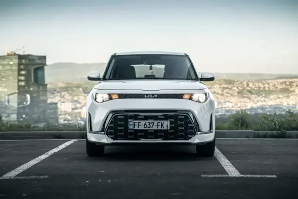 KIA Soul ქირავდება შეკვეთილში