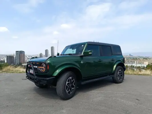 Ford Bronco for rent in Senaki