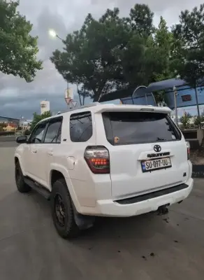 Toyota 4Runner ქირავდება სტეფანწმინდაში