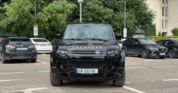 Land Rover Defender ქირავდება საქართველოში