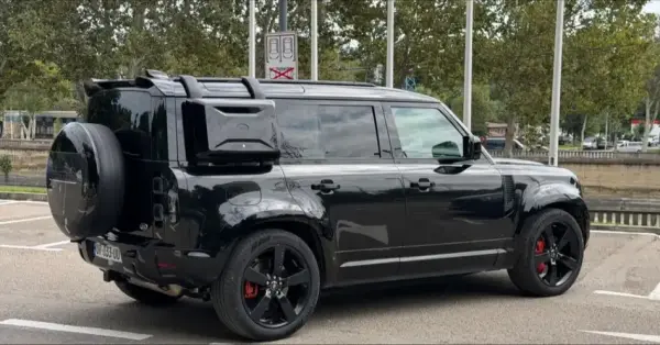 Land Rover Defender ქირავდება საქართველოში