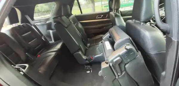 Ford Explorer for rent in Sarpi