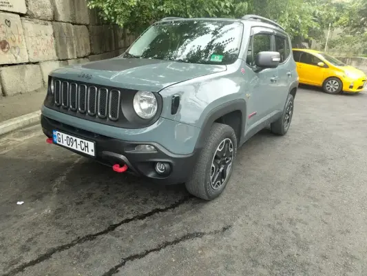 Jeep Renegade ქირავდება საქართველოში