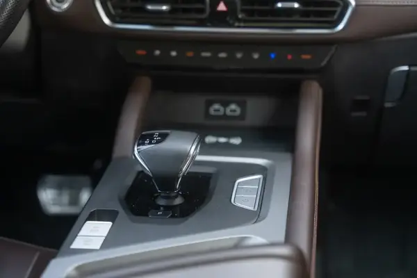 Jetour X90 Plus ქირავდება საქართველოში