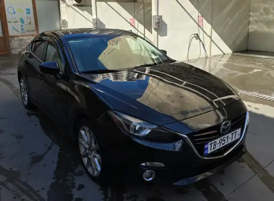 Mazda 3 ქირავდება საქართველოში