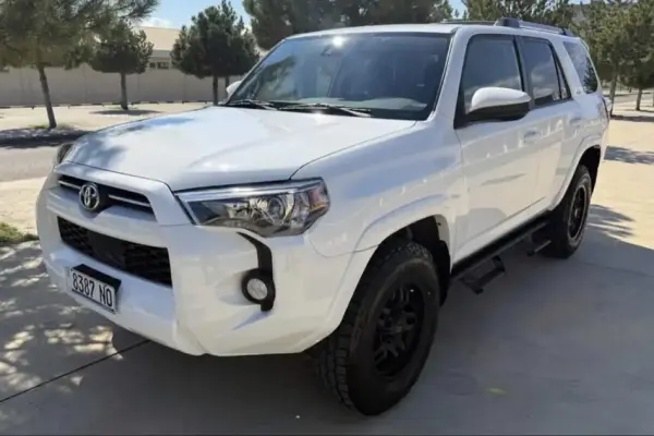 Toyota 4Runner ქირავდება საქართველოში