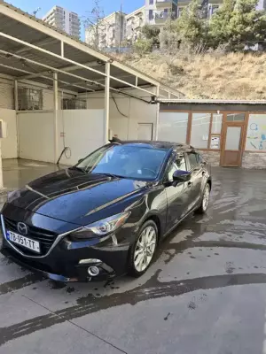 Mazda 3 ქირავდება შეკვეთილში