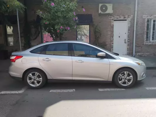 Ford Focus ქირავდება თელავში